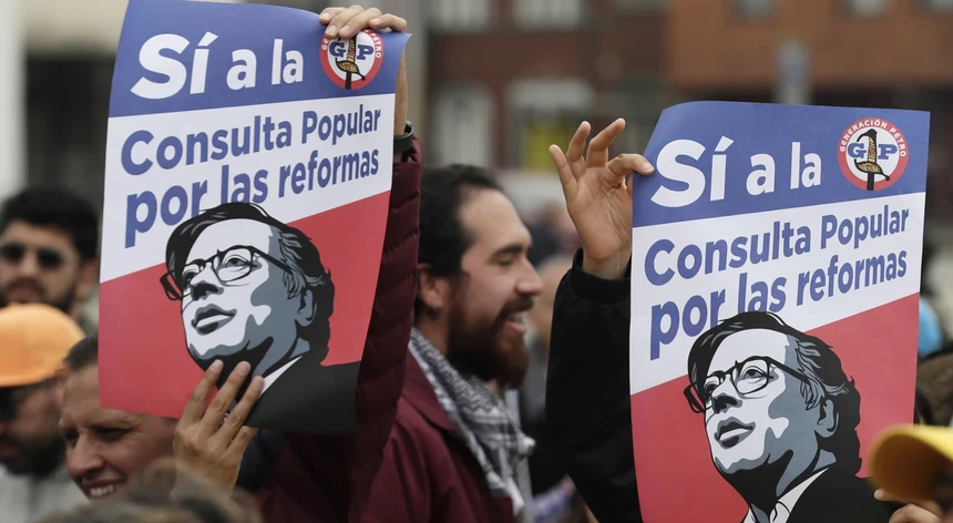 governo-da-colombia-tenta-novo-referendo-para-avancar-com-reforma-laboral governo-da-colombia-tenta-novo-referendo-para-avancar-com-reforma-laboral