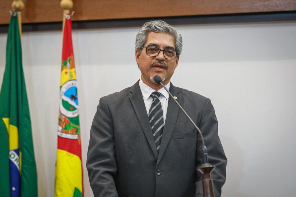 deputados-destacam-papel-social-da-defensoria-publica-em-sessao-solene-na-aleac