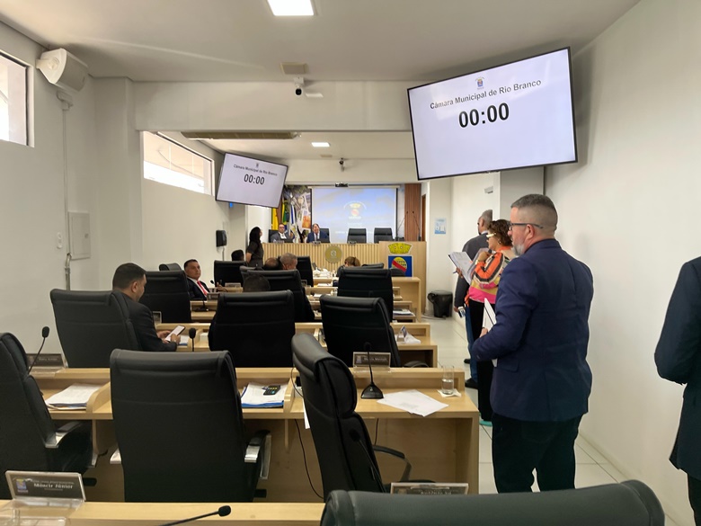sessao-da-camara-de-rio-branco-volta-a-ser-suspensa-por-falta-de-vereadores