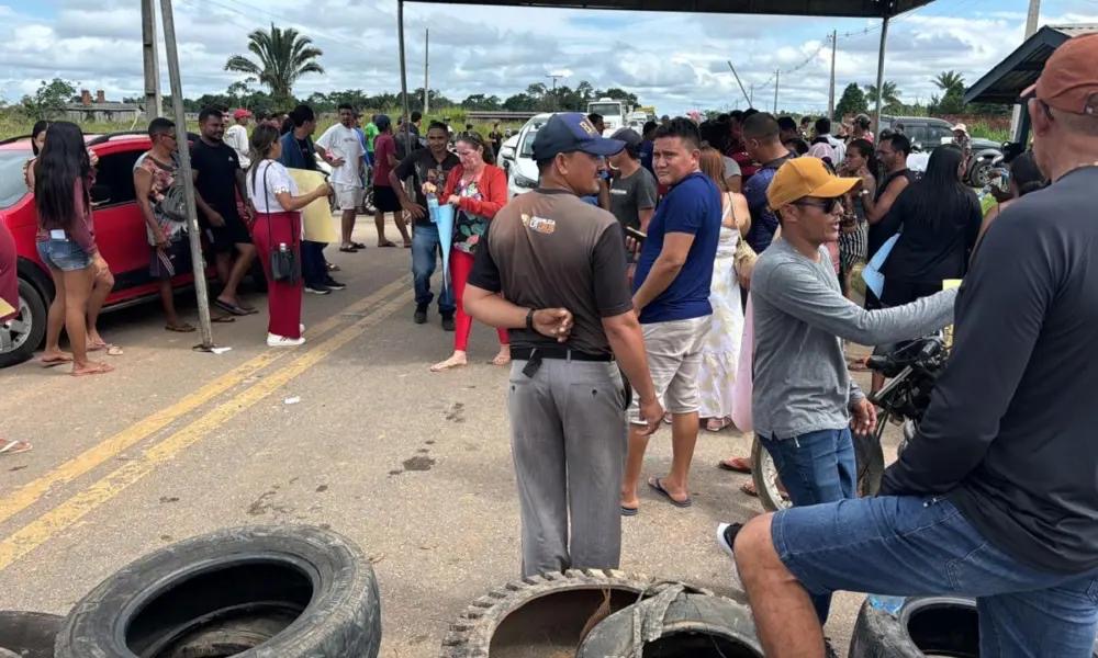 apos-protesto-de-moradores,-br-364-e-liberada-em-feijo