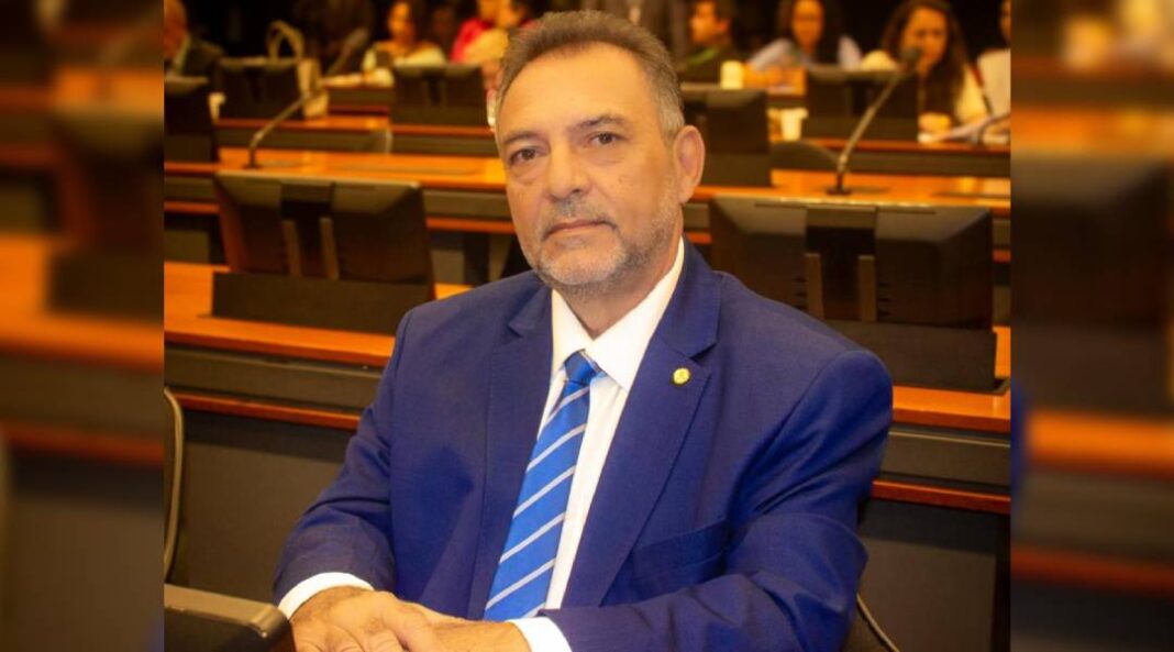 deputado-zezinho-barbary-rebate-fake-news-sobre-suposto-apoio-a-fraudes-no-inss