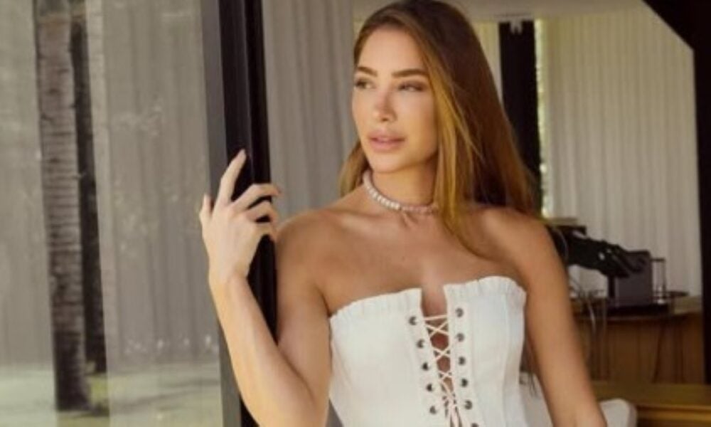 esposa-de-alok,-romana-novais-detalha-complicacoes-com-silicone-em-redes-sociais