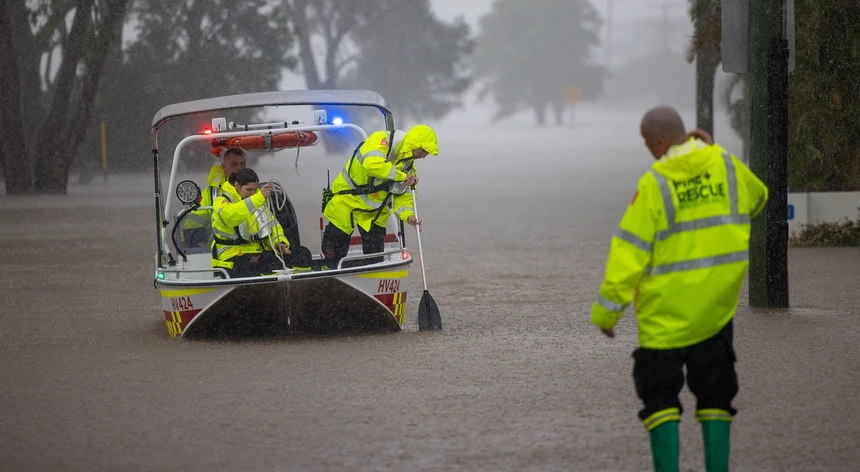 inundacoes-recorde-na-australia-deixam-quatro-mortos