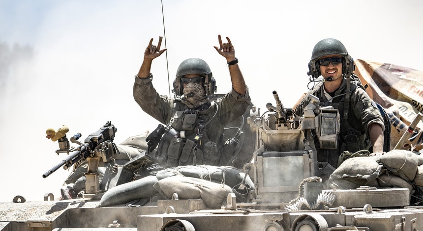militares-israelitas-confirmam-que-israel-esta-a-usar-palestinianos-como-“escudos-humanos” militares-israelitas-confirmam-que-israel-esta-a-usar-palestinianos-como-“escudos-humanos”