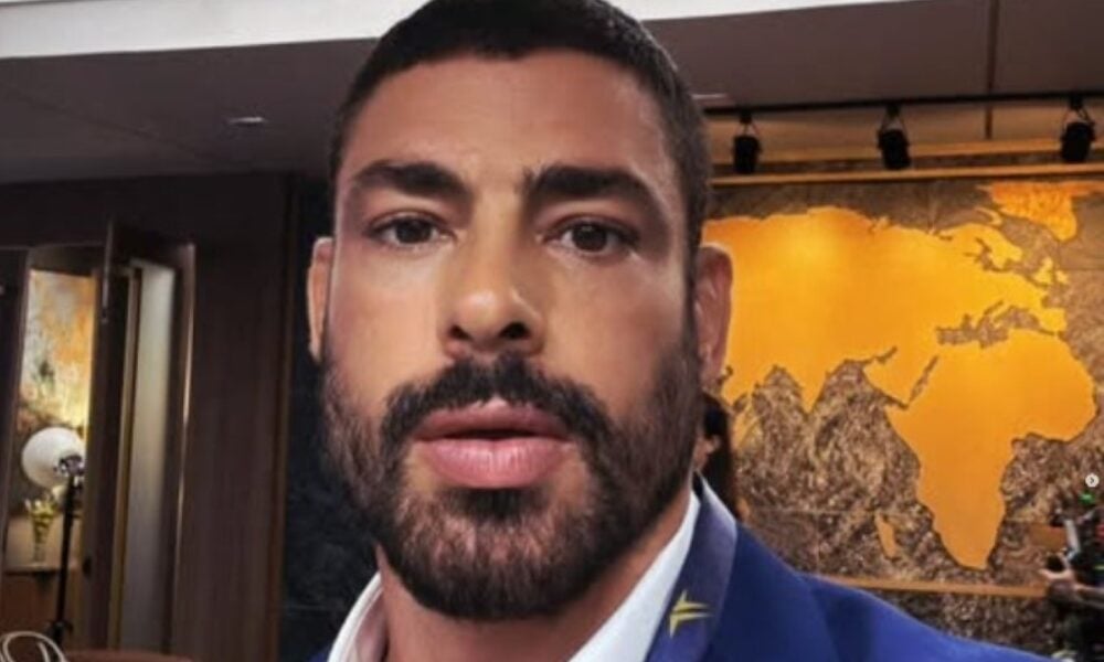 caua-reymond-revela-detalhes-da-luta-da-mae-contra-hiv-e-cancer-em-entrevista