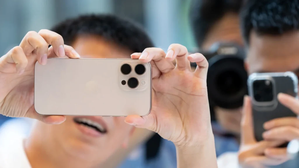 rumor:-apple-esta-testando-iphone-com-camara-de-200mp