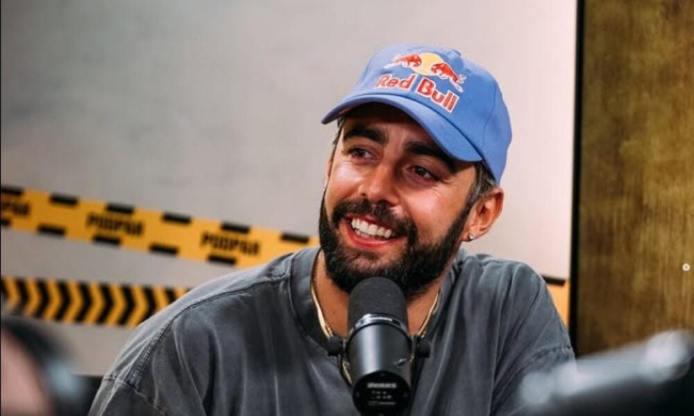 pedro-scooby-surfa-com-filho-dom-no-brasil-e-compartilha-momento-especial