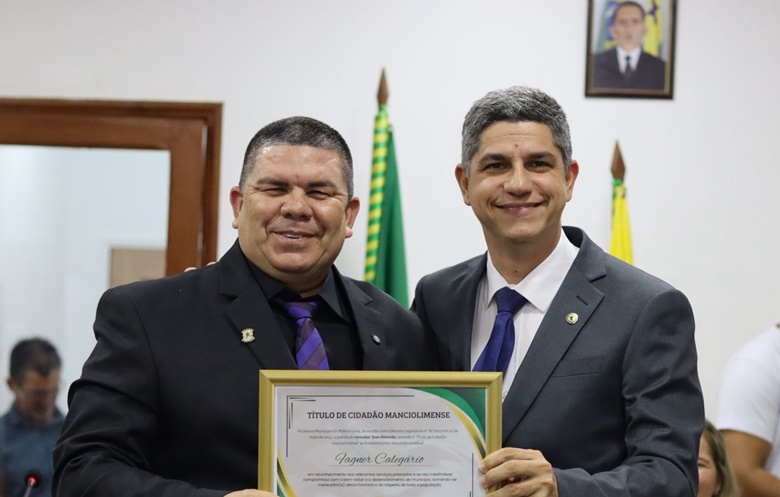deputado-fagner-calegario-recebe-titulo-de-cidadao-manciolimense-em-cerimonia-solene
