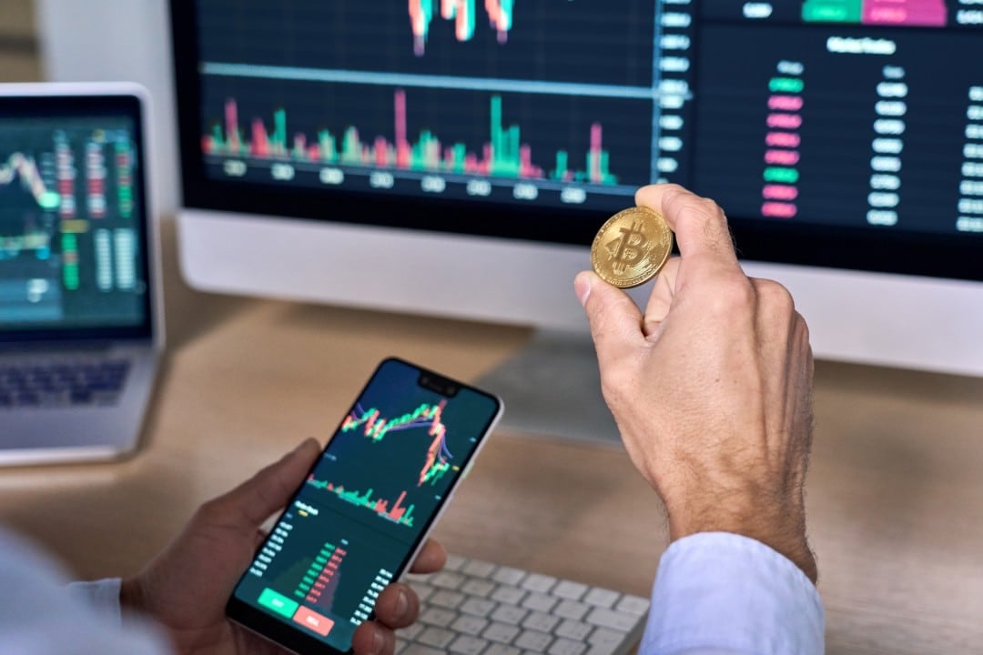 Bitcoin, criptomoedas, investimento