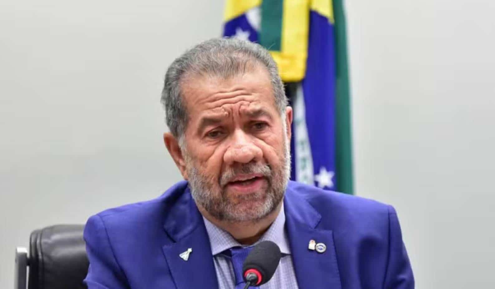 Carlos Lupi