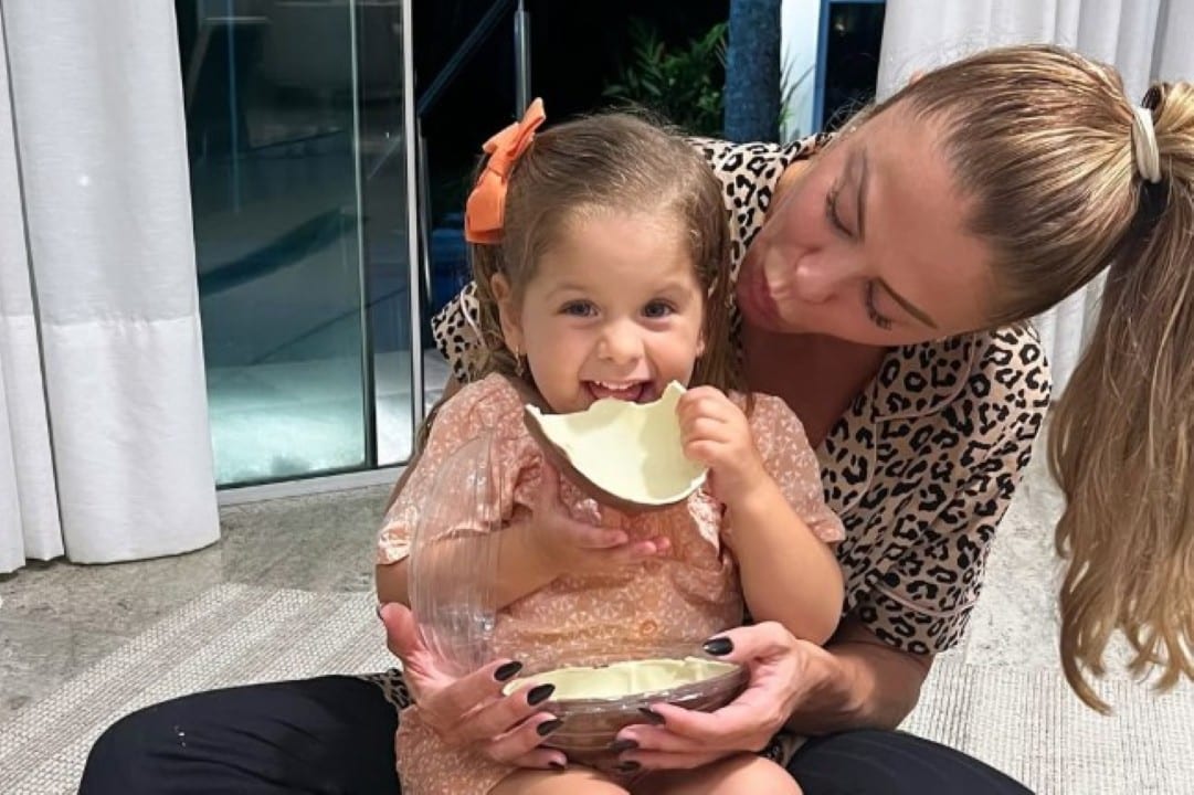 Poliana Rocha e Maria Flor