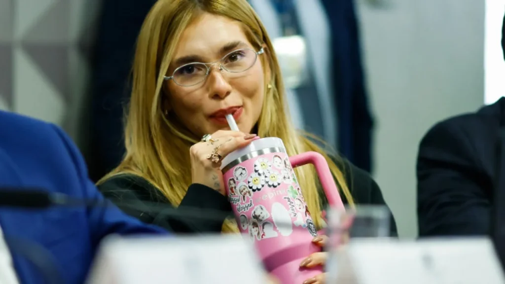 virginia-fonseca-e-convidada-para-vaga-de-paolla-oliveira-como-rainha-de-bateria-da-grande-rio