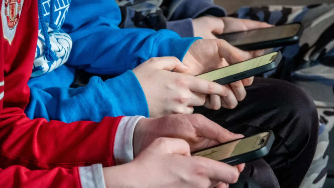 paises-com-mais-usuarios-de-internet-em-2025:-brasil-nao-esta-no-top-5