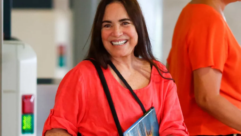 regina-duarte-comenta-sobre-retorno-as-novelas,-apos-pazes-com-globo