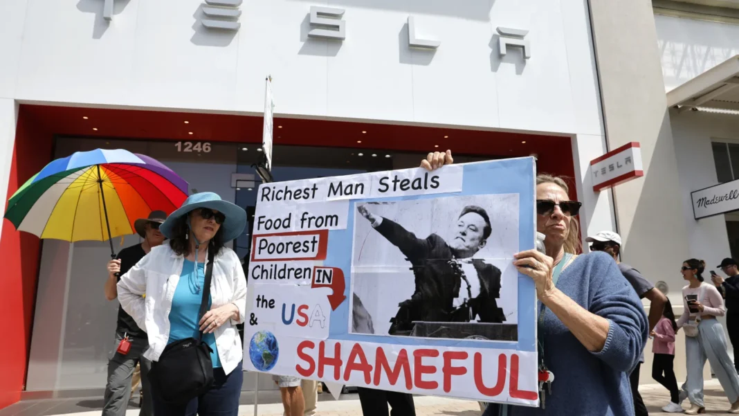 revolta-contra-musk-derruba-vendas,-lucros-e-acoes-da-tesla