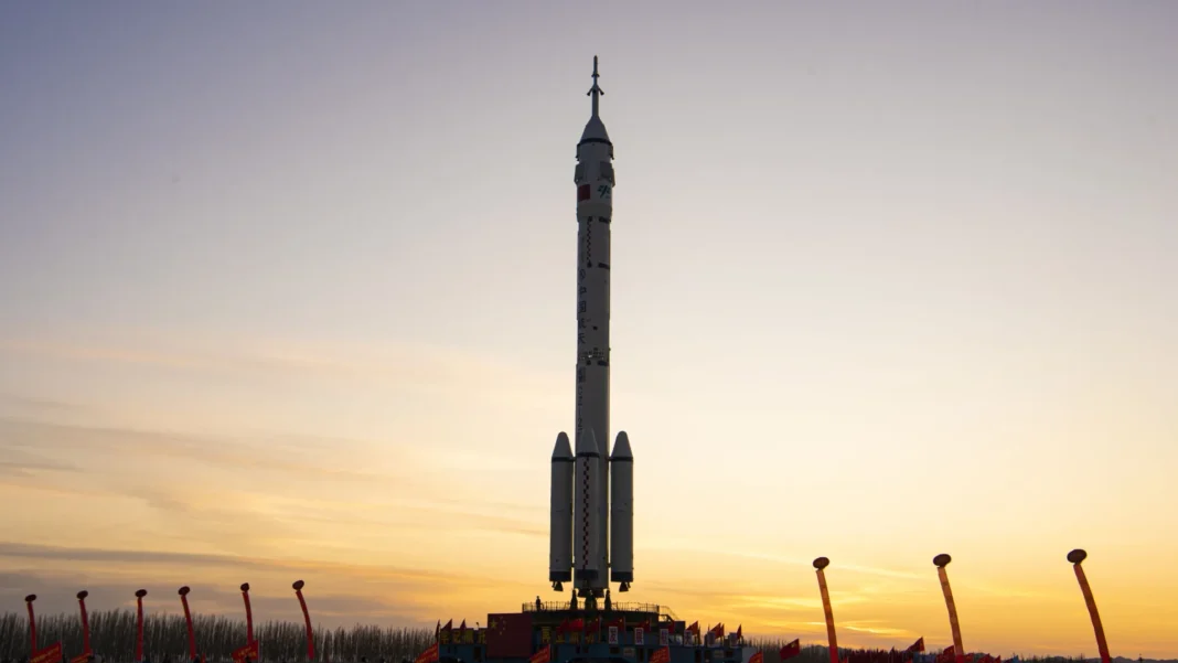 china-vai-enviar-esta-semana-uma-nova-tripulacao-para-o-espaco