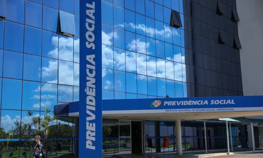 justica-bloqueia-r$-23,8-milhoes-de-suspeitos-de-fraude-contra-inss