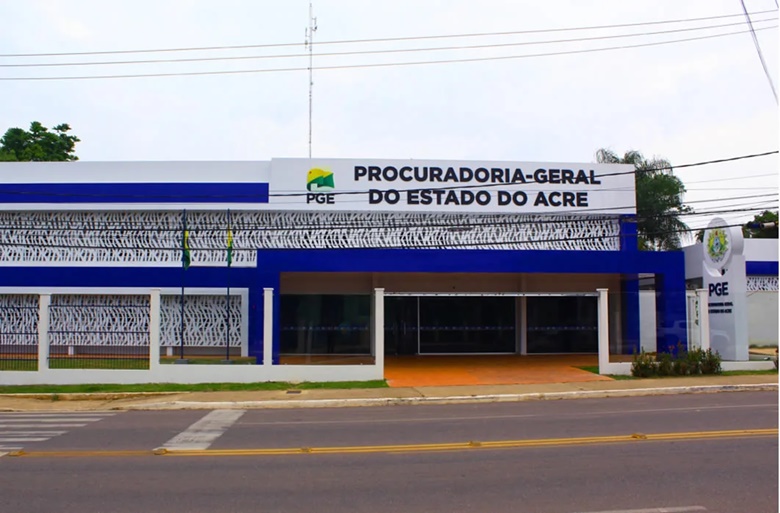 pge-convoca-candidatos-para-envio-de-documentos-em-processo-seletivo-de-estagio-em-direito