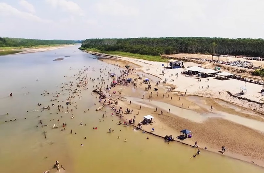 toscano-libera-manutencao-do-acesso-a-praia-de-manoel-urbano-que-pode-ter-festival-neste-ano