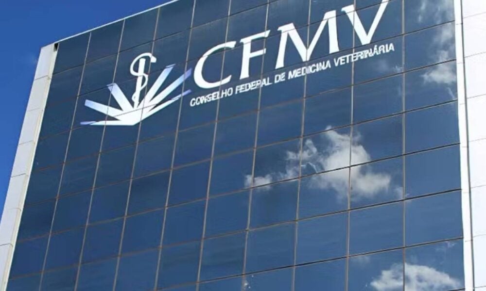 cfmv-abre-concurso-com-vagas-de-nivel-medio-e-superior;-salarios-variam-de-r$-5,8-mil-a-r$-11-mil