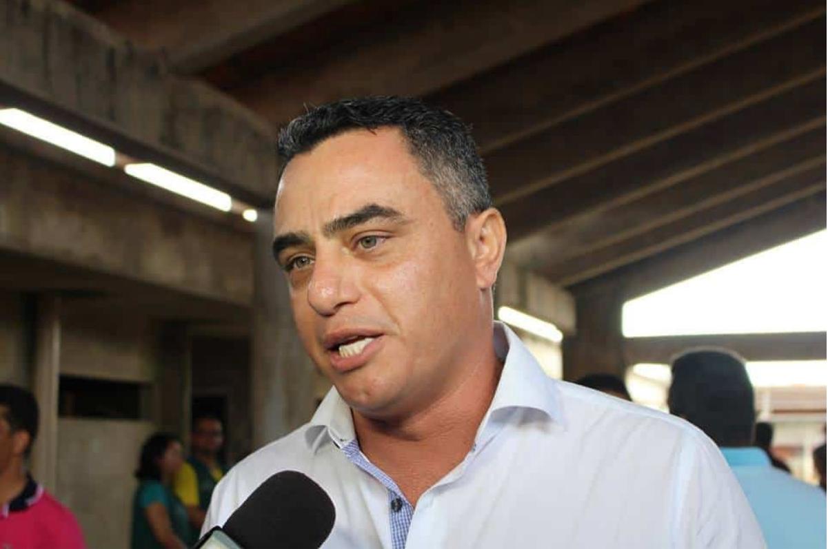 mp-investiga-ex-prefeito-de-senador-guiomard-por-possivel-acumulo-indevido-de-cargos-publicos