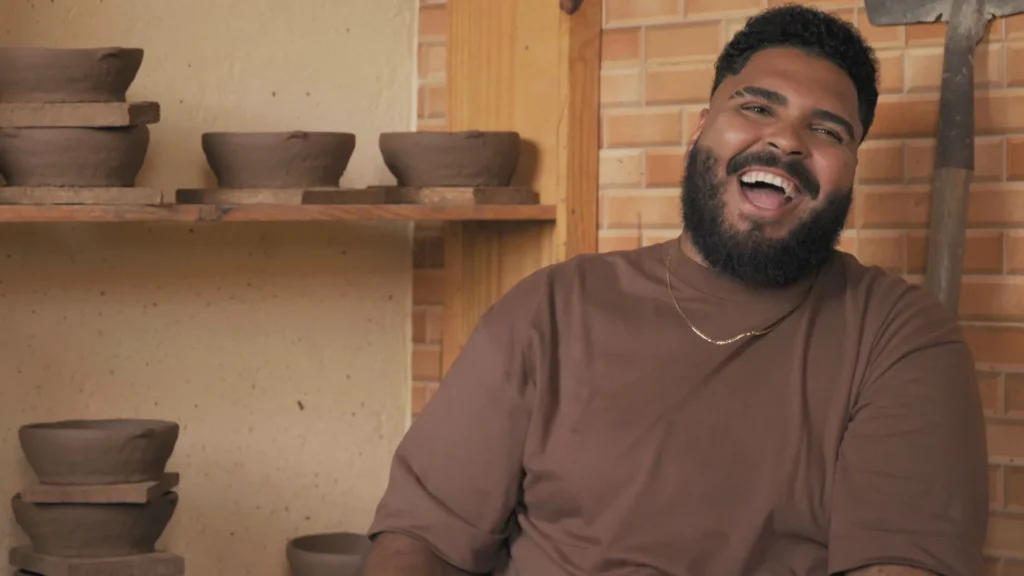 paulo-vieira-fala-de-quando-era-ambulante-e-vendia-coxinhas:-‘tanto-comia-quanto-vendia’