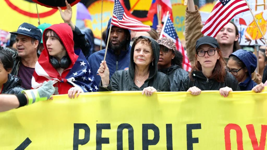 celebridades-participam-de-manifestacoes-anti-trump-nos-estados-unidos