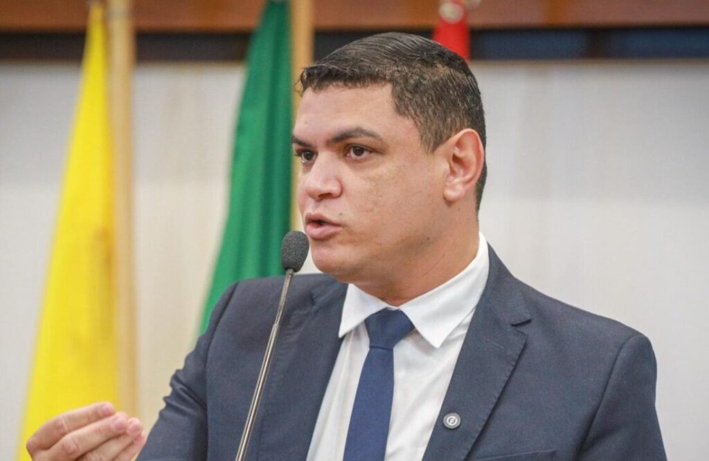 tio-pablo-critica-inercia-da-bancada-federal-e-cobra-acoes-concretas-contra-embargos-ambientais-no-acre