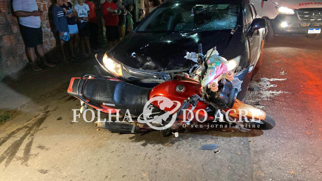 batida-violenta-entre-carro-e-moto-deixa-3-pessoas-gravemente-feridas-em-rio-branco