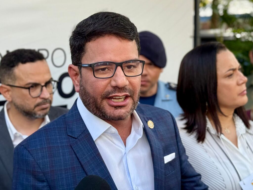 gladson-promove-mudancas-na-maternidade-e-upa-e-reestrutura-cargos-em-diversas-areas