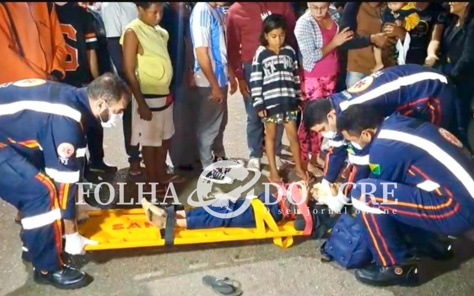 mae-e-filho-sao-atropelados-por-motociclista-ao-tentarem-atravessar-rua-na-faixa-de-pedestre,-em-rio-branco
