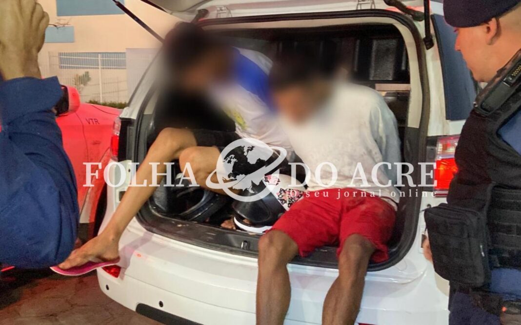 pm-apreende-dois-adolescentes-que-tentavam-roubar-motos-de-mulheres-em-rio-branco