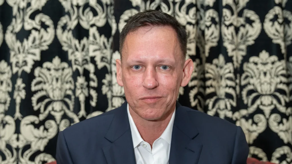 peter-thiel-diz-que-ia-nao-basta-para-romper-estagnacao-tecnologica