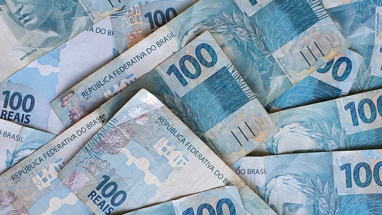 Como usar o 13º salário para organizar finanças e garantir sobra no fim do mês – Cidade AC News dinheiro