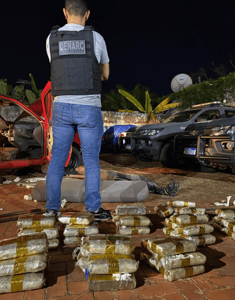 Polícia apreende drogas e prende casal no bairro Belo Jardim | Cidade AC News – Notícias do Acre