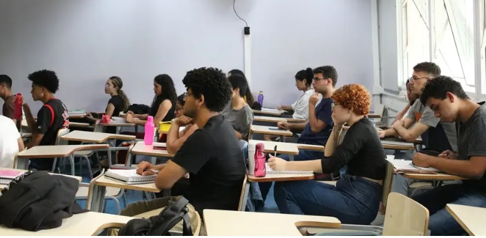 publicado-edital-do-concurso-unificado-2025;-confira-datas,-regras-e-vagas