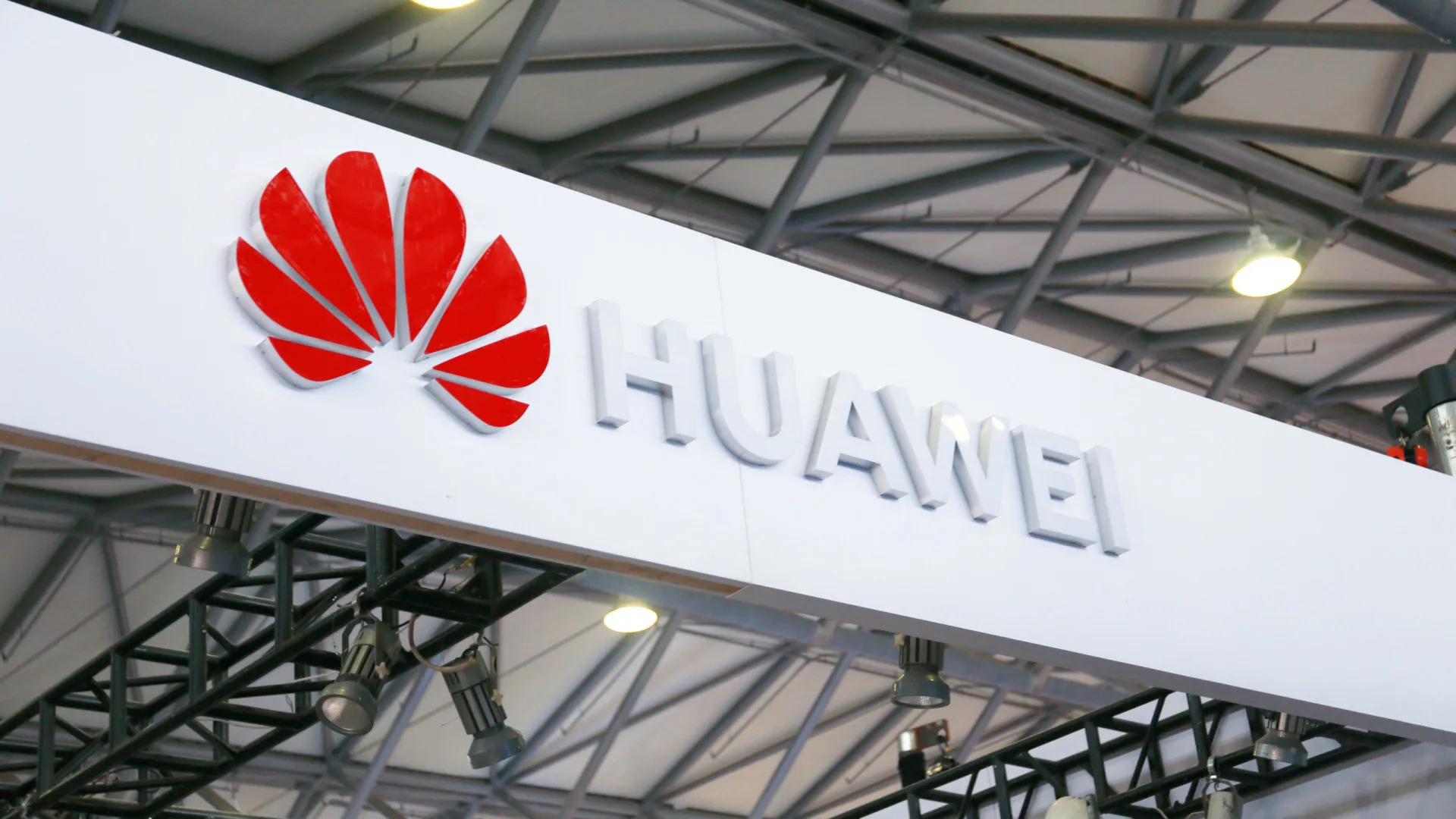 juiza-dos-eua-determina-que-huawei-deve-enfrentar-multiplas-acusacoes-criminais