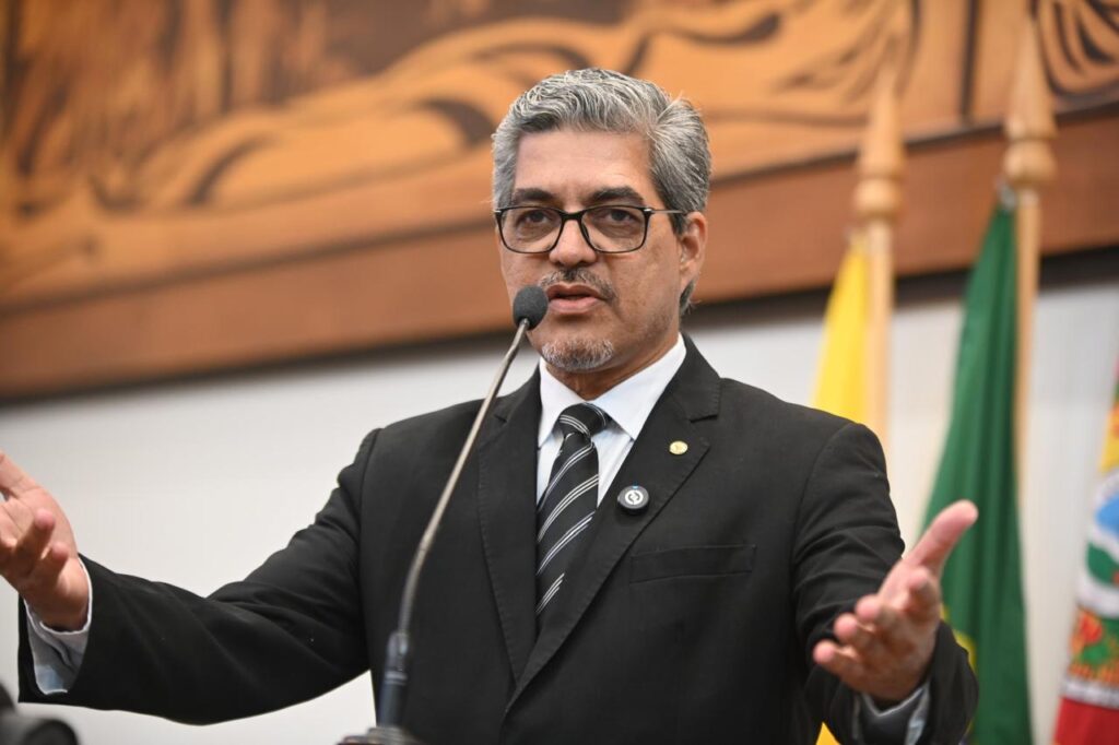 edvaldo-magalhaes-defende-reajuste-geral-anual-proposto-por-servidores-publicos:-“e-possivel-sim-encontrar-uma-saida”