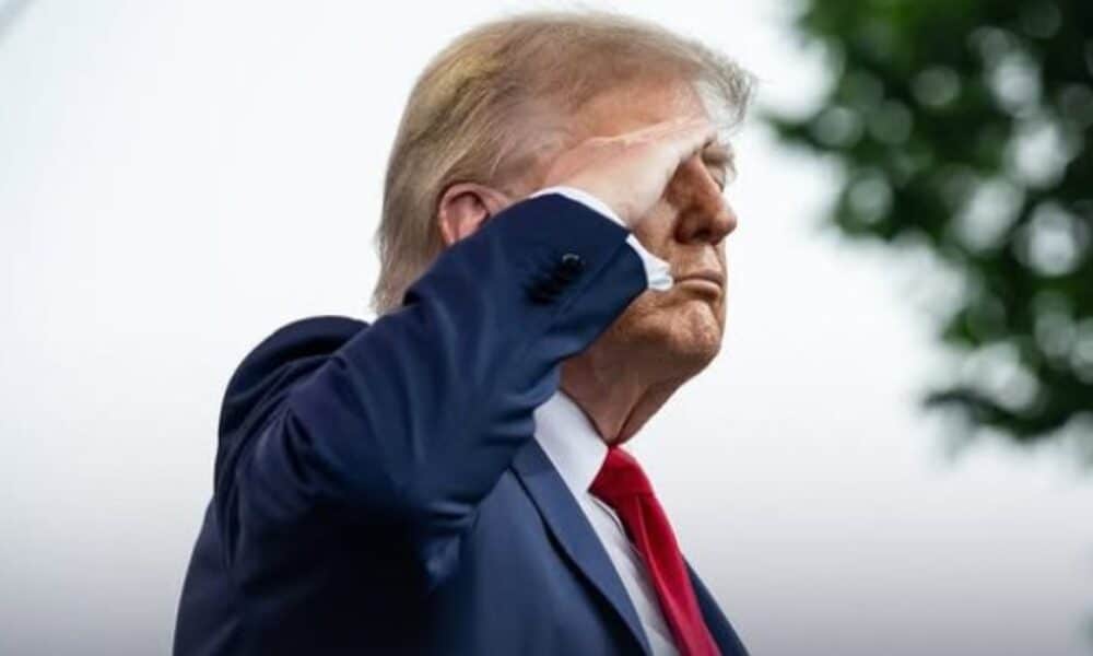 trump-defende-bolsonaro-e-critica-stf-em-postagem-nas-redes-sociais