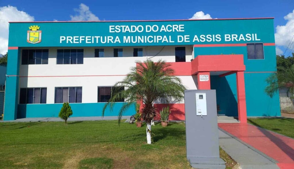 prefeitura-de-assis-brasil-sanciona-lei-que-concede-auxilio-alimentacao-a-servidores-e-vereadores 