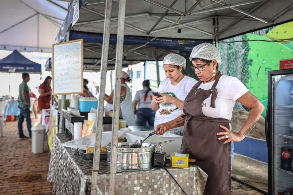 Feira de Economia Solidária Reúne Artesãos e Aquece Centro de Rio Branco | Cidade AC News – Notícias do Acre