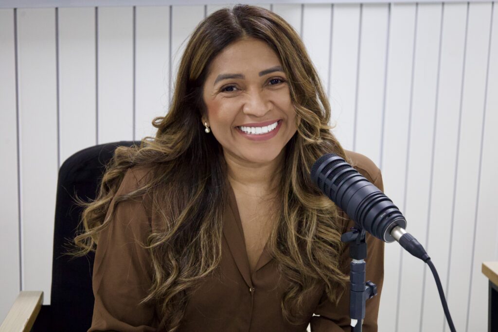 Gina Menezes: 9 anos da Folha do Acre e uma vida conduzida por fé, coragem e verdade