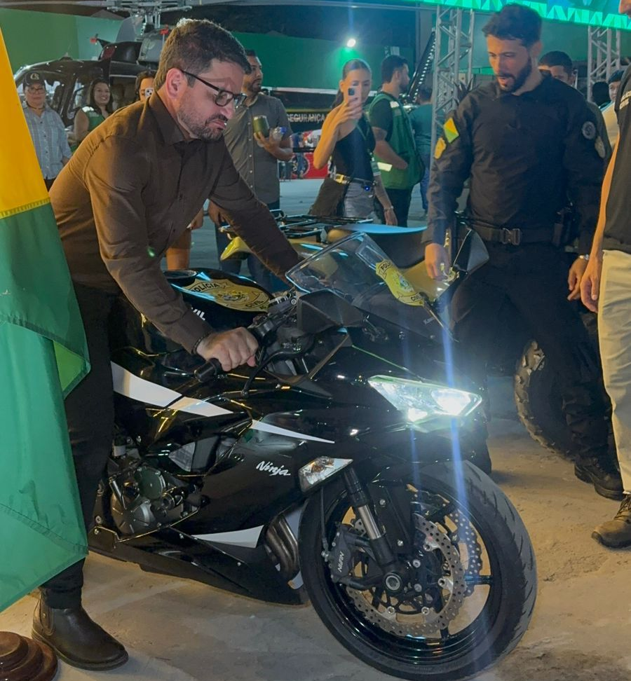 Polícia Civil do Acre destaca atuação do DPCI e expõe veículos históricos na segunda noite da Expoacre 50 anos | Cidade AC News – Notícias do Acre