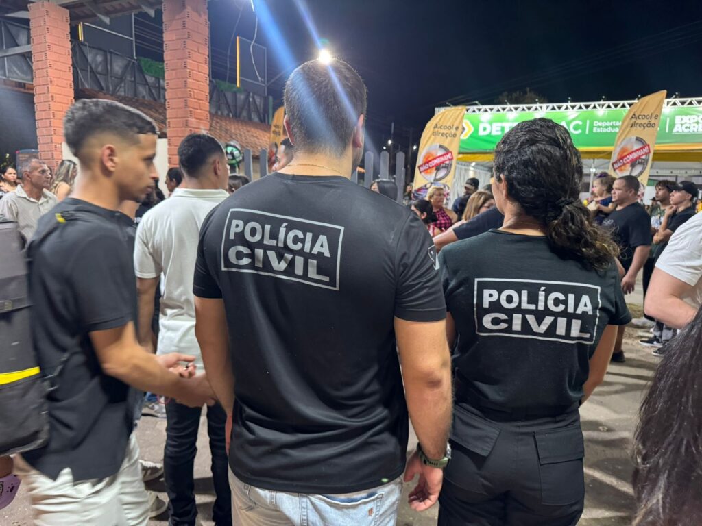 Polícia Civil do Acre destaca atuação do DPCI e expõe veículos históricos na segunda noite da Expoacre 50 anos | Cidade AC News – Notícias do Acre
