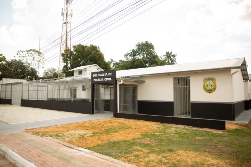 Governo do Acre entrega delegacia revitalizada em Rodrigues Alves e reforça compromisso com atendimento humanizado à população | Cidade AC News – Notícias do Acre