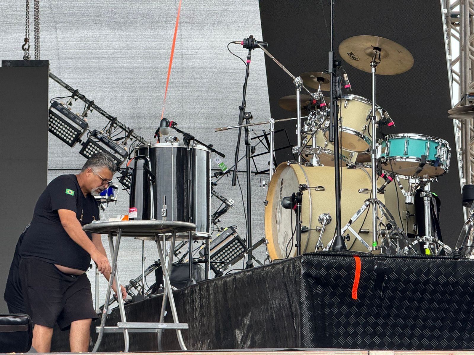 Expoacre: equipe do Raça Negra chega à Arena Juruá para passagem de som | Cidade AC News – Notícias do Acre