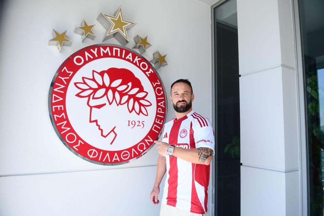 aos-40-anos,-valbuena-assina-com-olympiacos…-para-o-time-b