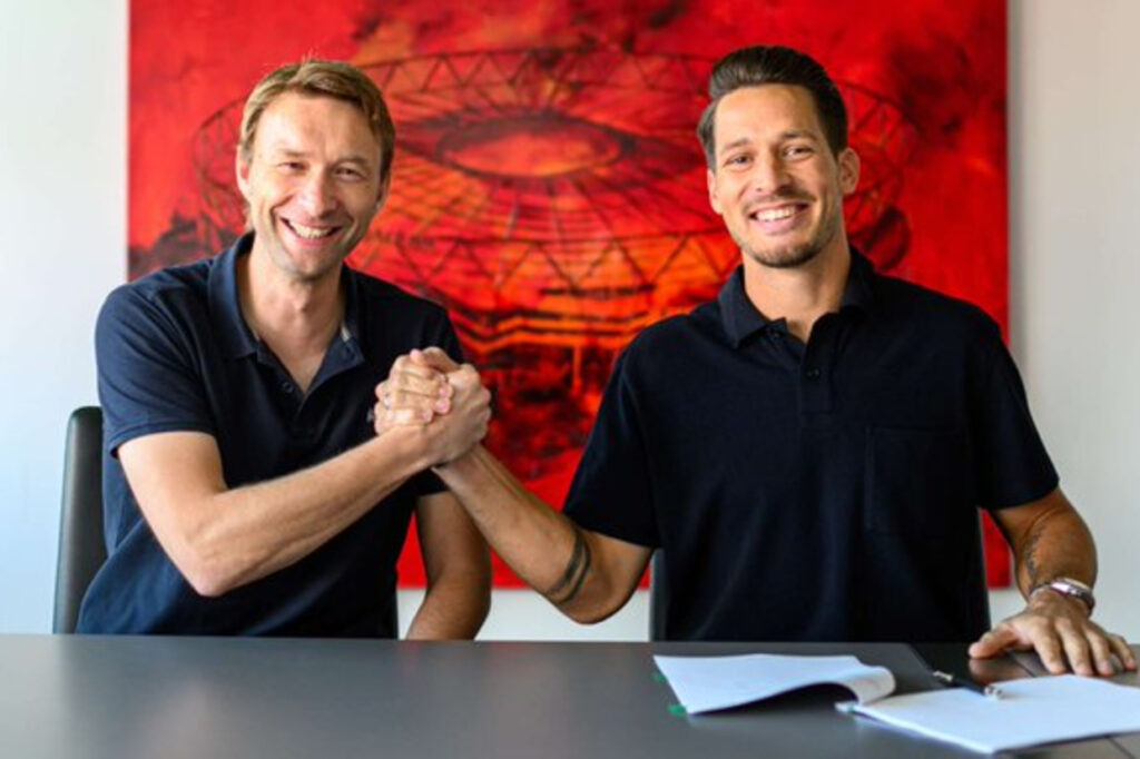 bayer-leverkusen-busca-goleiro-experiente-para-completar-a-reformulacao-na-meta