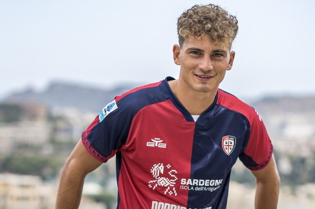 internazionale-mantem-rotina-de-emprestimo-com-esposito