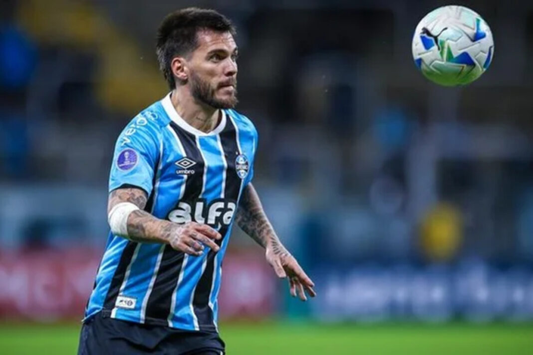 gremio-rescinde-o-contrato-com-o-meia-nathan